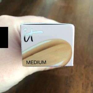 it cosmetics Makeup - It Cosmetics Your Skin But Better CC+ Illumination it cosmetics Makeup - It Cosmetics Your Skin But Better CC+ Illumination